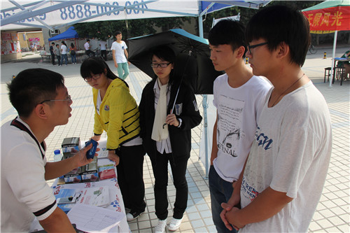 “百度安全產(chǎn)品、百度糯米團(tuán)購(gòu)走進(jìn)校園”活動(dòng)報(bào)道